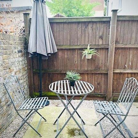 London Oval Apartment Exterior photo